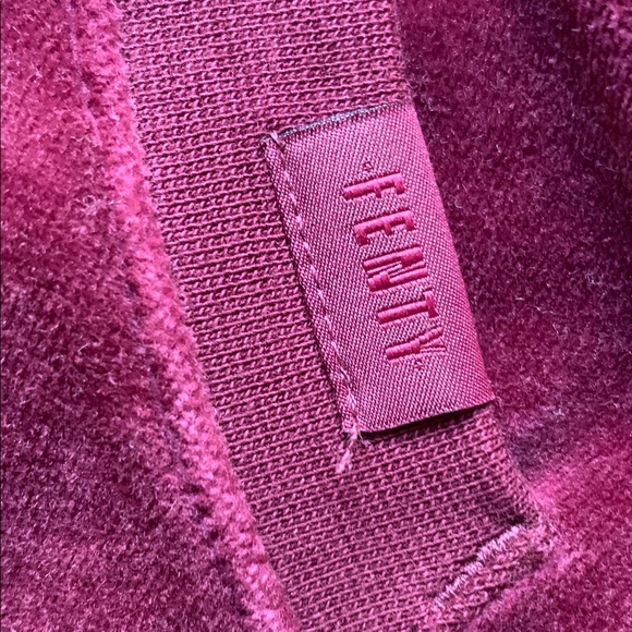 Puma by Fenty Rihanna XL Women's Velour Burgundy Hoodie Excellent Condition - Picture 9 of 10